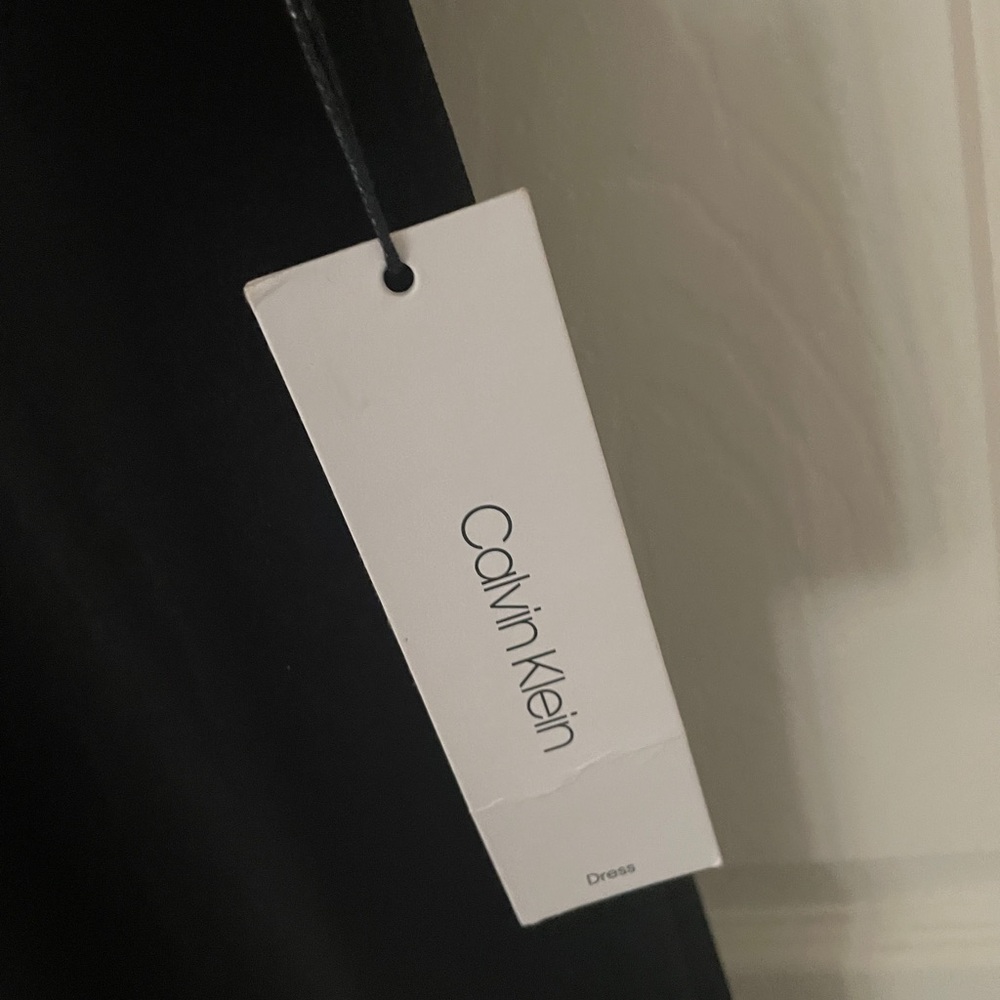 🖤 Calvin Klein Dress 🖤 - Picture 2 of 6